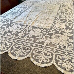 Beautiful‎ Vintage Two Tone Lace Tablecloth  66x81" scalloped & lace edges